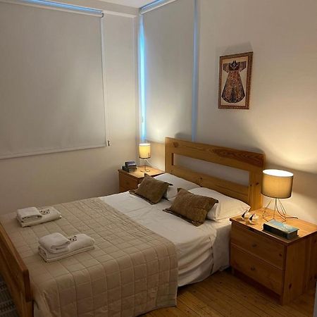 Demetra 1 Bdr Down Town Nicosia By Platform 357 Apartment Exterior foto