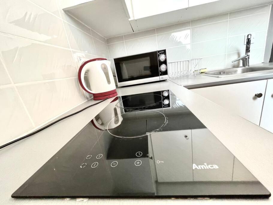 Demetra 1 Bdr Down Town Nicosia By Platform 357 Apartment Exterior foto
